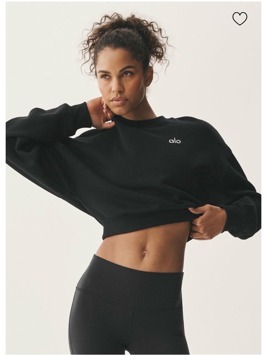 ALO Yoga Tops - Alo Yoga Cropped Accolade Black Crewneck Small